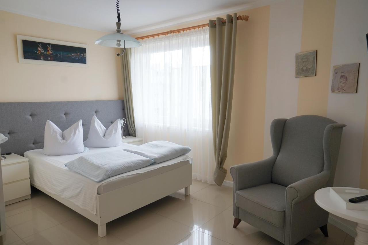 Iwona Pokoje Apartamenty كارفيا المظهر الخارجي الصورة