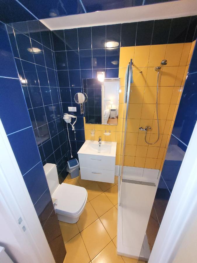 Iwona Pokoje Apartamenty كارفيا المظهر الخارجي الصورة