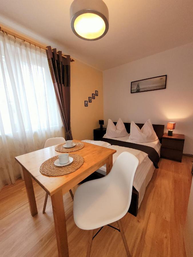 Iwona Pokoje Apartamenty كارفيا المظهر الخارجي الصورة